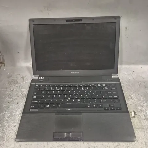 TOSHIBA TECRA R840 LAPTOP