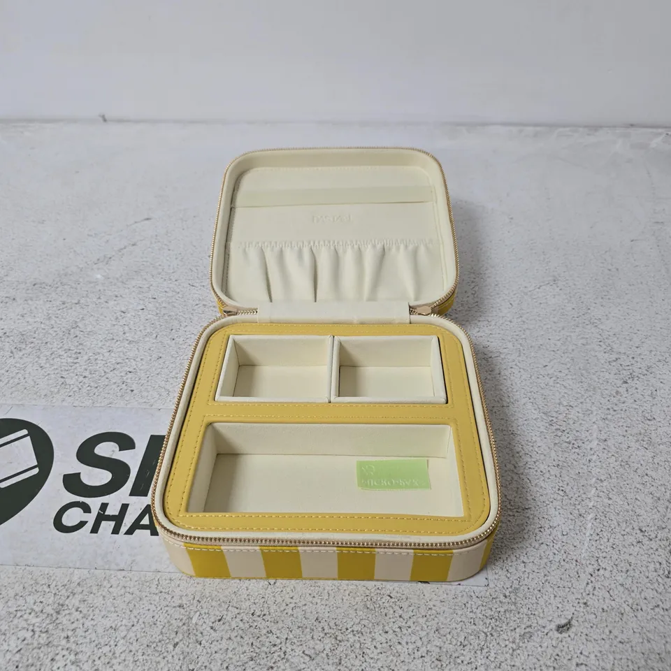 PASTAEL STRIPED TRAVEL JEWELLERY CASE – YELLOW & CREAM