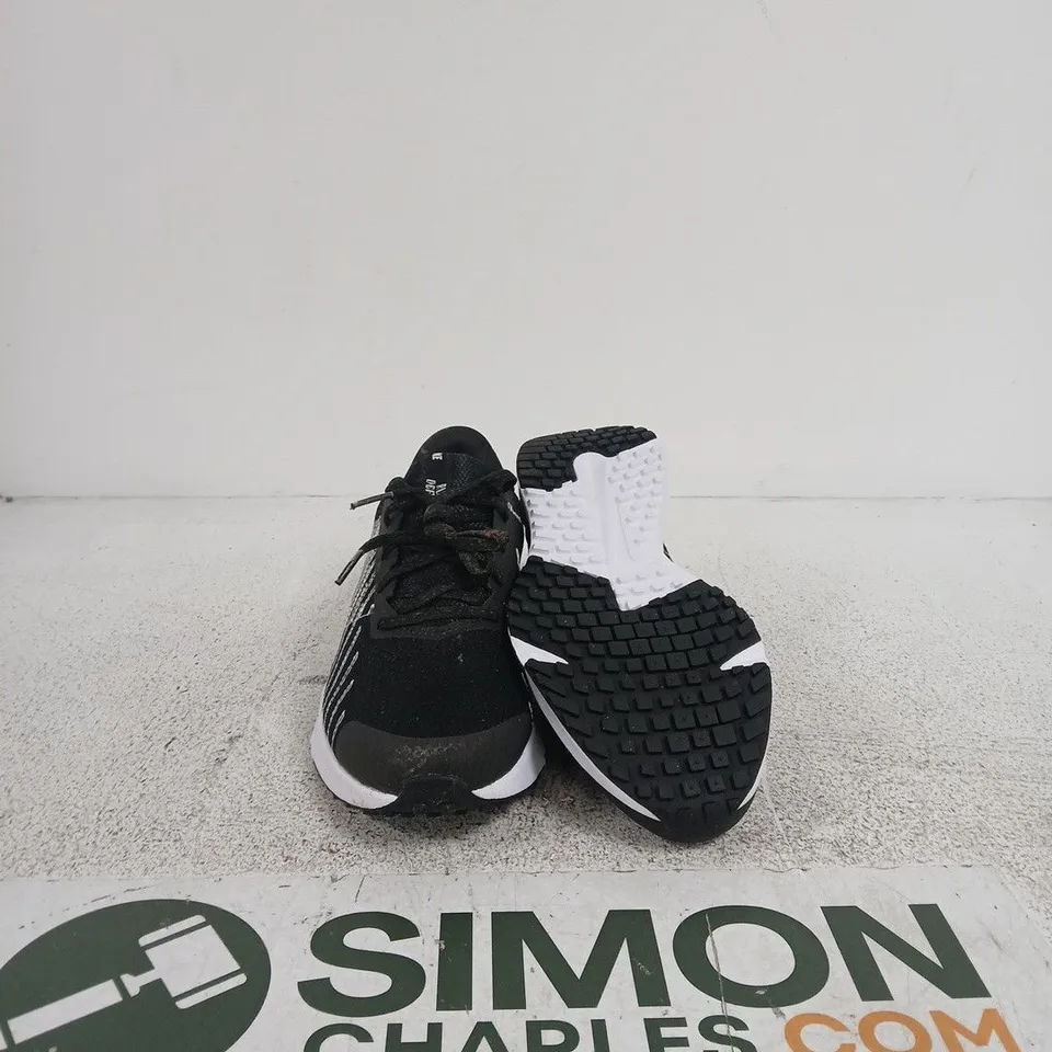 NIKE RUNNING SHOES – BLACK/WHITE – US 8.5 (MEN'S)