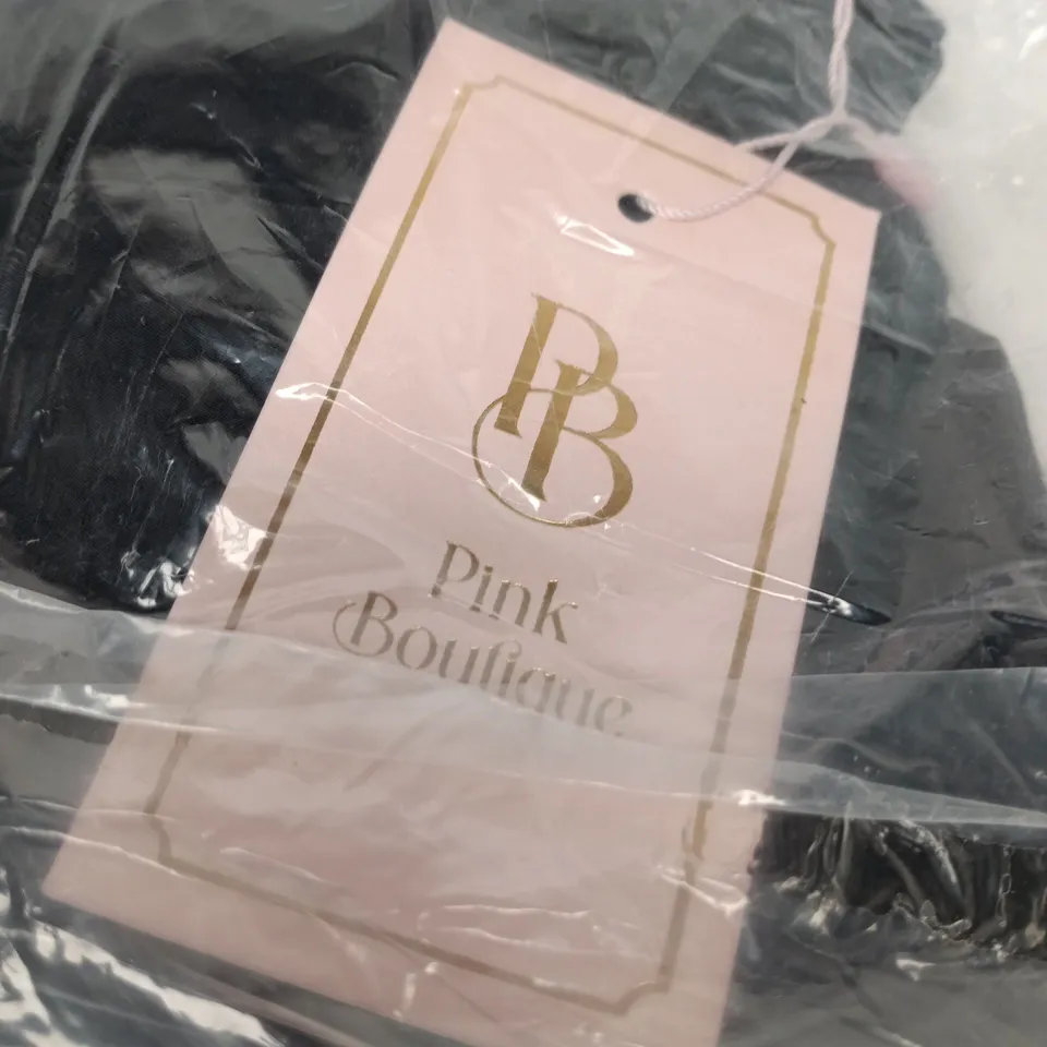 PINK BOUTIQUE UK 8 BLACK TIE DETAIL TOP & CAPRI CO-ORD SET