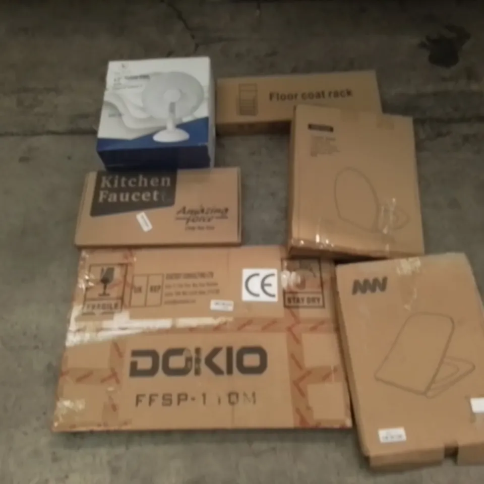 PALLET OF UNPROCESSED ITEMS TO INCLUDE TOILET SEATS, FLOOR COAT RACK, AND KITCHEN FAUCET 