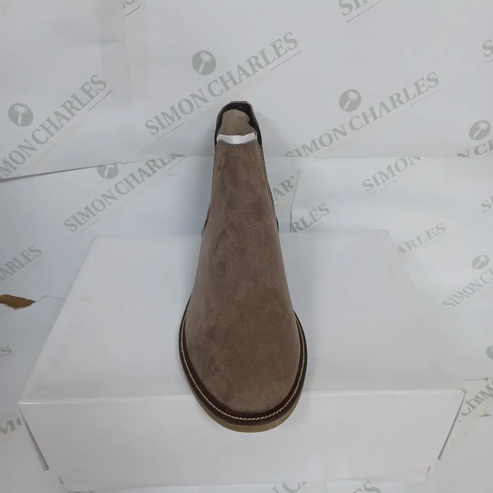 BOXED MARSH MICROSUEDE SHOES IN TAUPE SIZE 10
