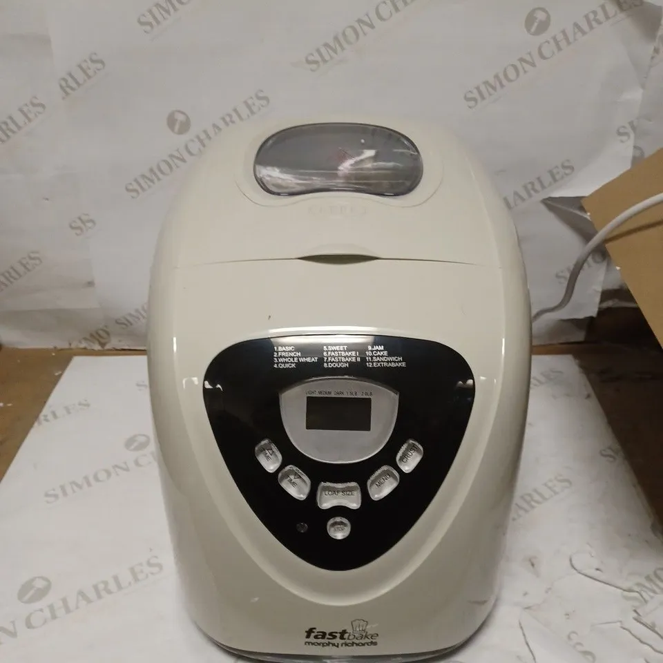 MORPHY RICHARDS FASTBAKE BREADMAKER