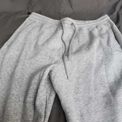 HOLLISTER GREY SWEATPANTS – UK SIZE XXL