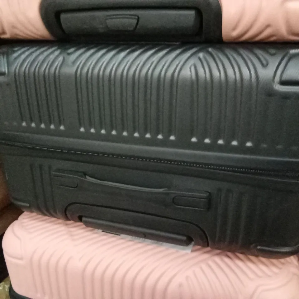 NEO BLACK HARD PLASTIC SHELL SUITCASE