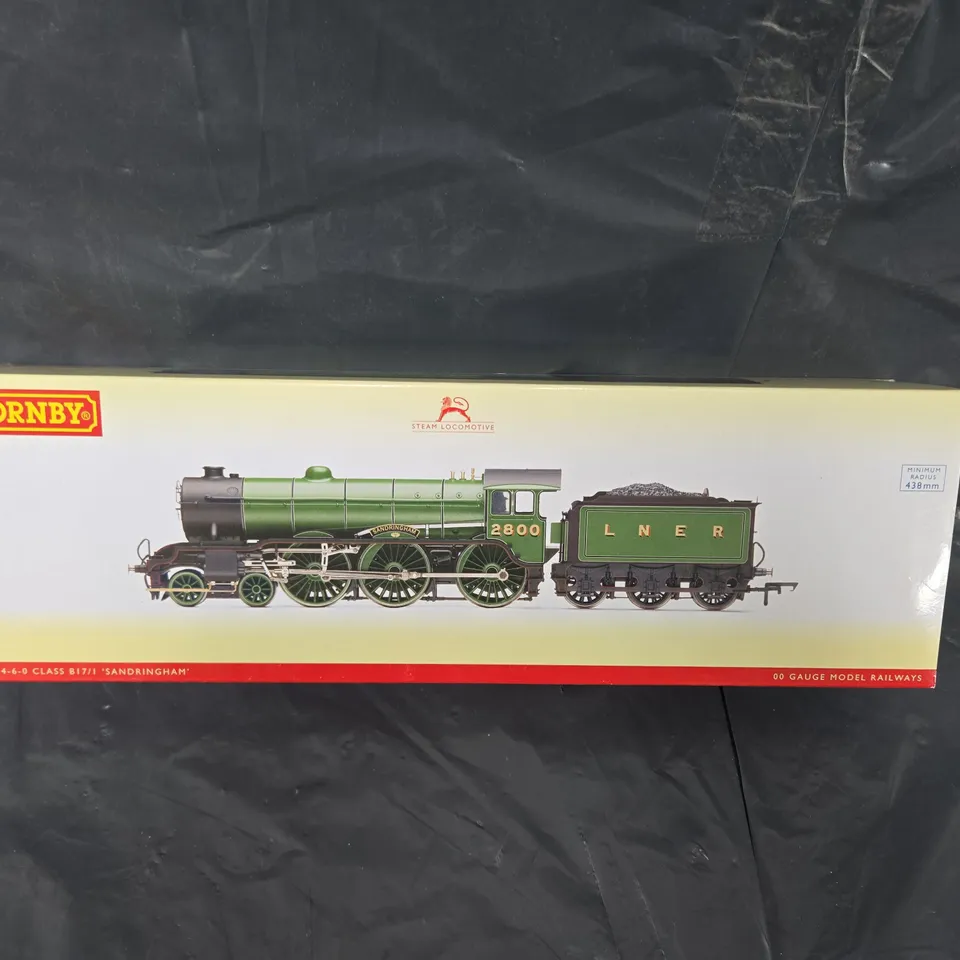 HORNBY R2920 LNER 4-6-0 CLASS B 17/1 - SANDRINGHAM