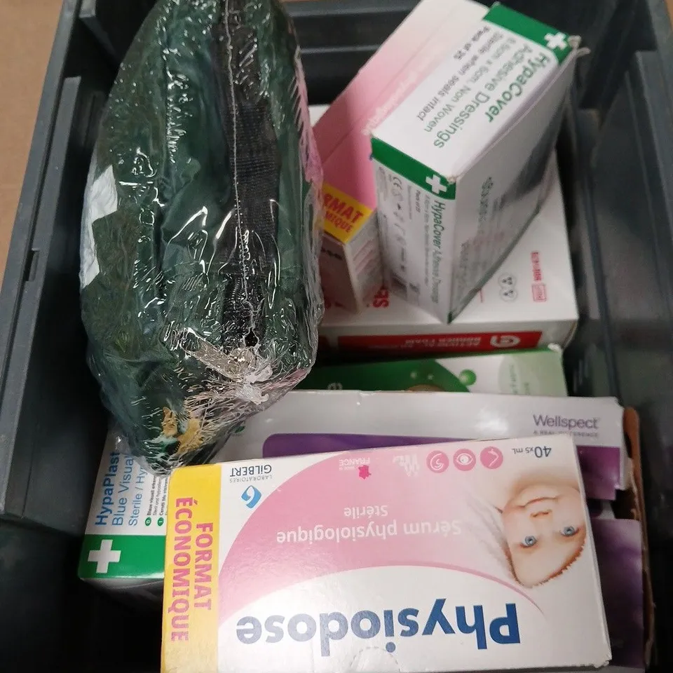 APPROXIMATELY 9 ASSORTED ITEMS INCLUDING FIRST AID KIT AND HYPA COVER DRESSINGS
