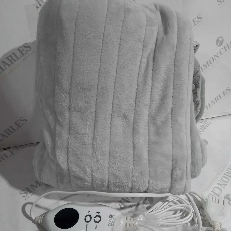 BOXED COZEE HOME HEATED BLANKET IN LIGHT GREY