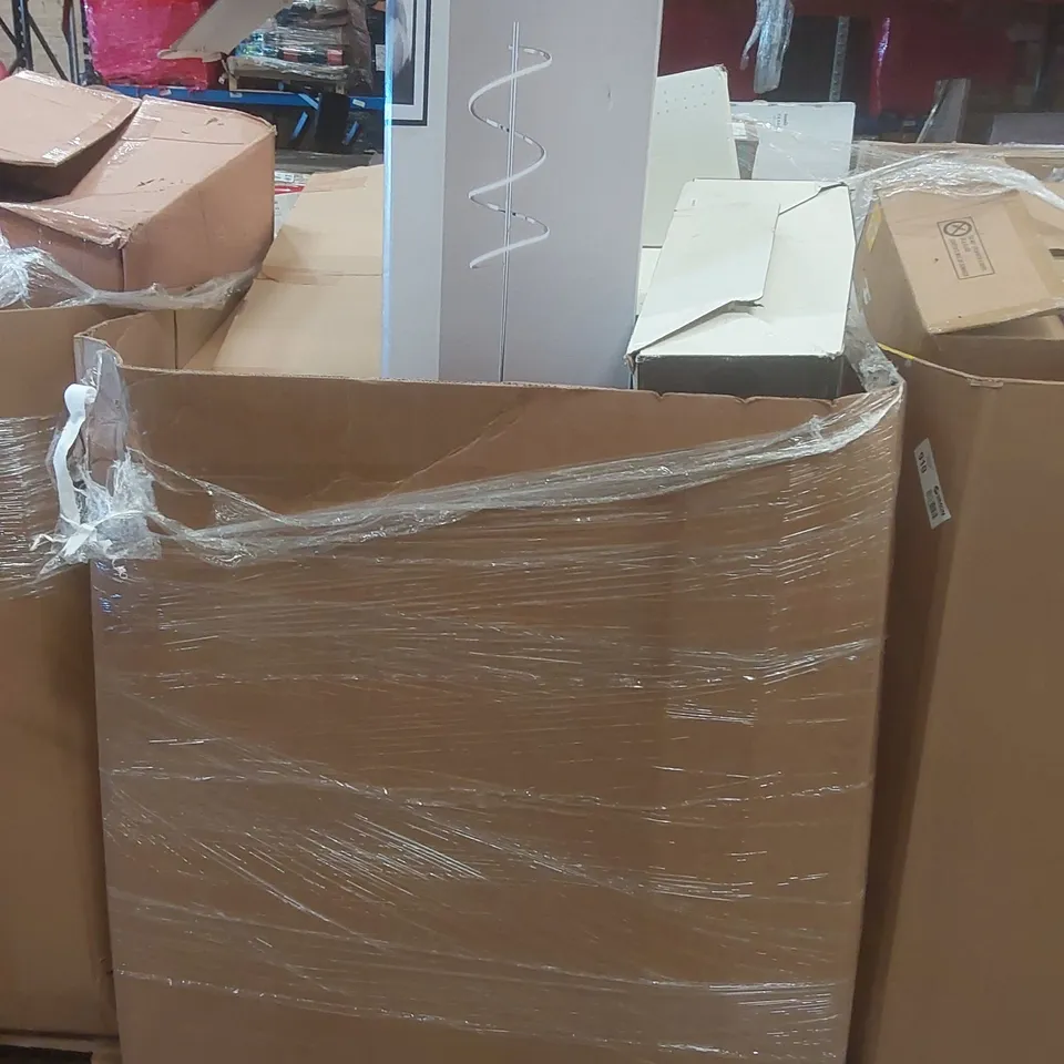 PALLET CONTAINING A VERY LARGE QUANTITY OF ASSORTED DESIGNER LIGHTING PRODUCTS TO INCLUDE: FLOOR LAMPS, CEILING LIGHT, TABLE LAMP ECT
