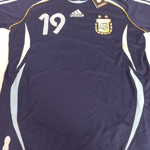 ADIDAS ARGENTINA MESSI 10 FOOTBALL SHIRT – SIZE SMALL