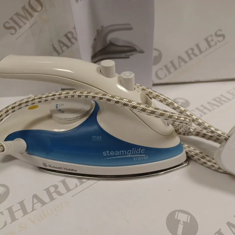 RUSSELL HOBBS STEAMGLIDE TRAVEL IRON