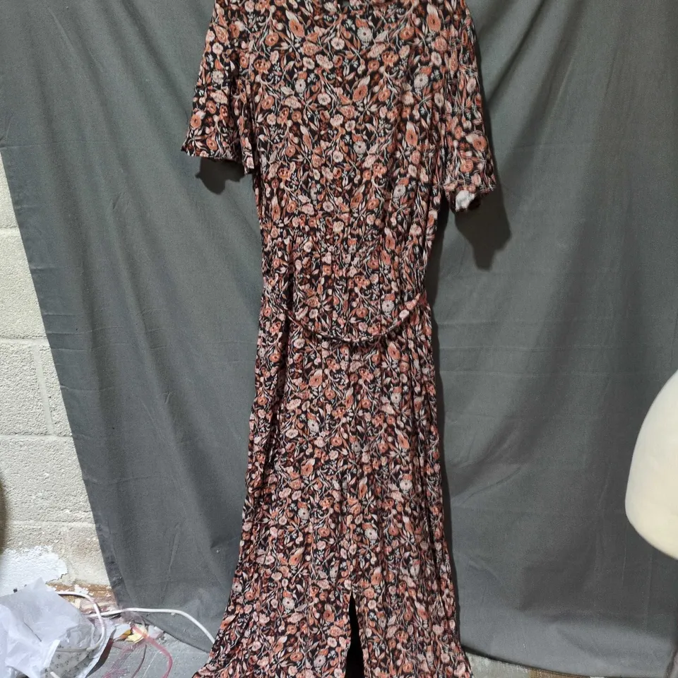 WOMEN'S FLORAL PRINT MAXI DRESS – BLACK WITH PEACH FLOWERS BY LTS