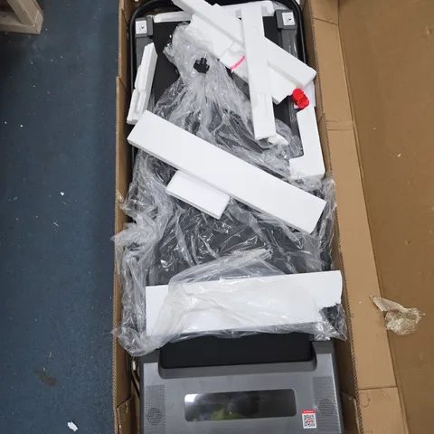 BOXED TREADMILL