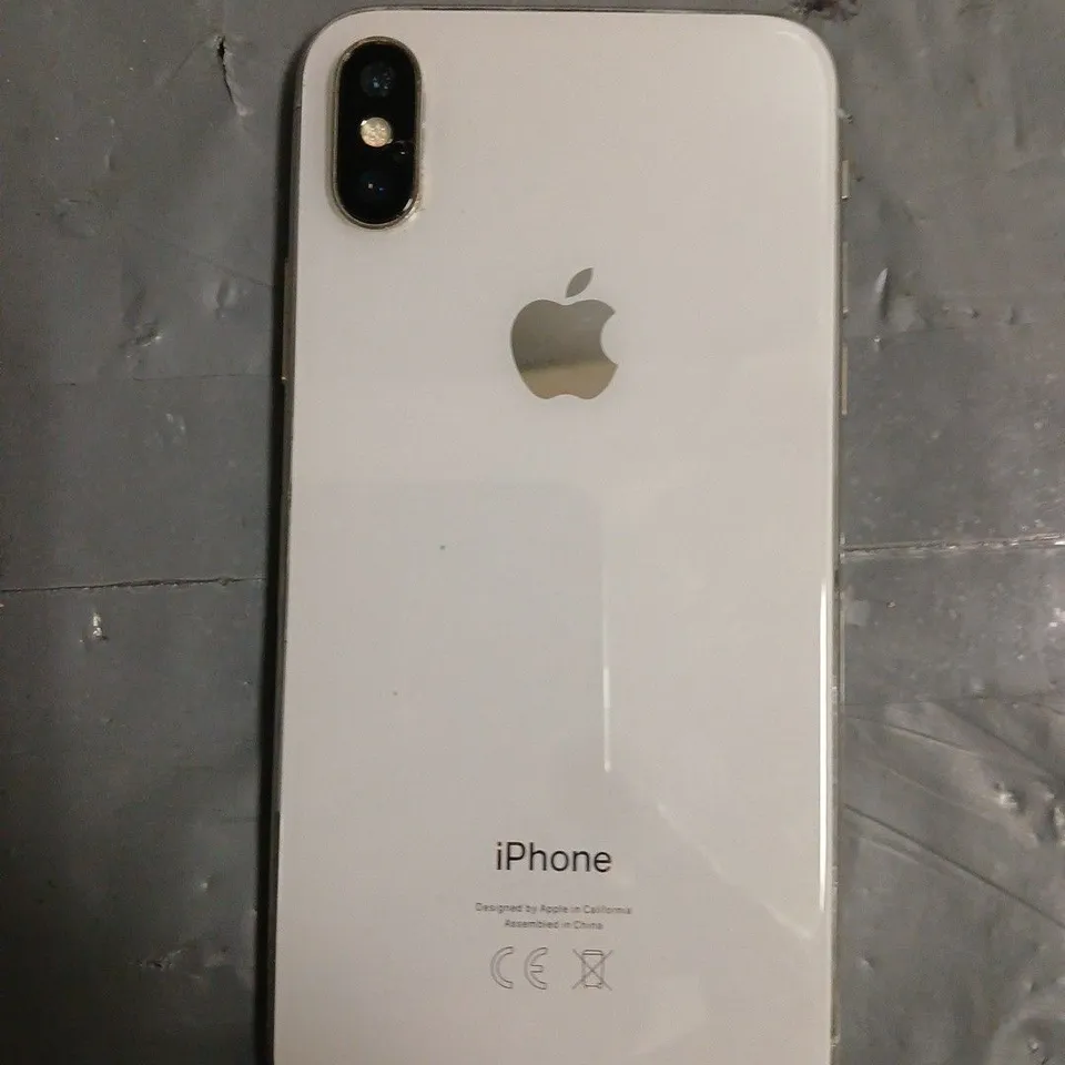 APPLE IPHONE X SMARTPHONE 