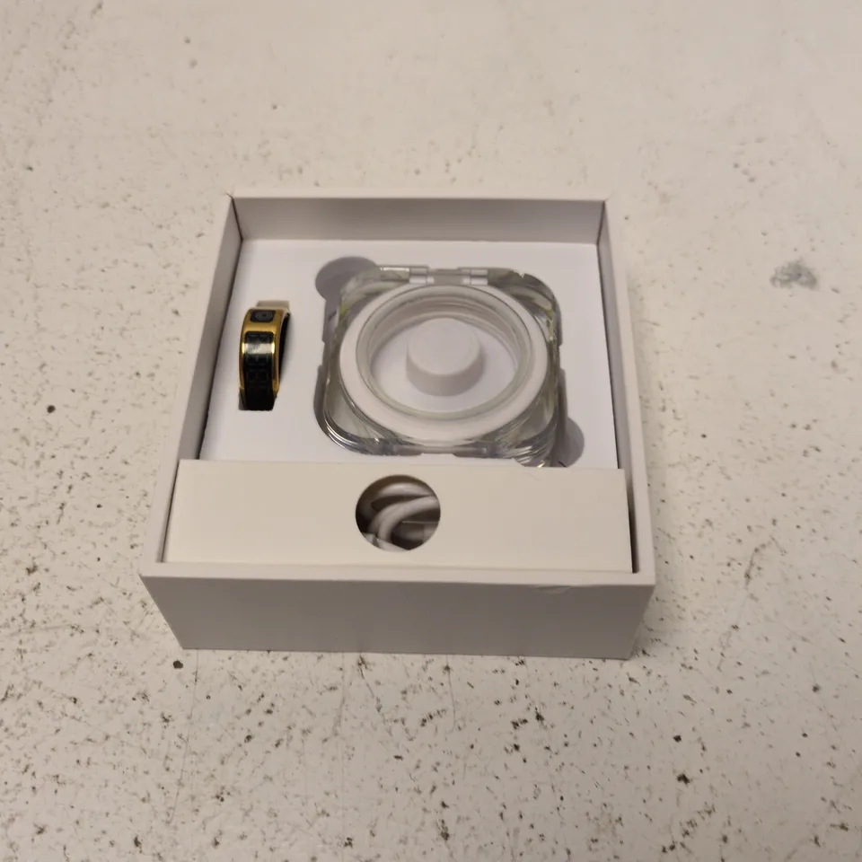 SMART RING – WIRELESS RING WITH CHARGING DOCK, BOXED
