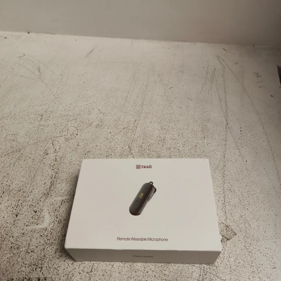 HEIDI REMOTE WEARABLE MICROPHONE – BOXED