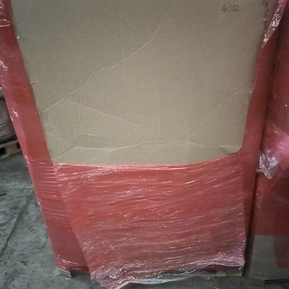 PALLET OF ASSORTED HOUSEHOLD GOODS AND PRODUCTS TO INCLUDE; BABY PLAYPEN, EXTRA TALL PET GATE, BOXED FURNITURE ETC