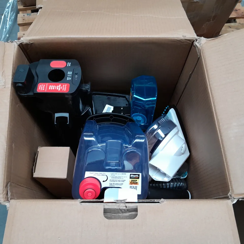 BOXED SHARK CARPET XPERT DEEP CARPET CLEANER & BUILT IN STAIN STRIKER EX200UK - COLLECTION ONLY