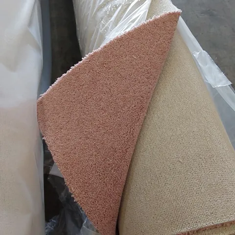 ROLL OF QUALITY TUDOR TWIST REGAL ENGLISH ROSE CARPET // SIZE: APPROXIMATELY 4 X 4.8m
