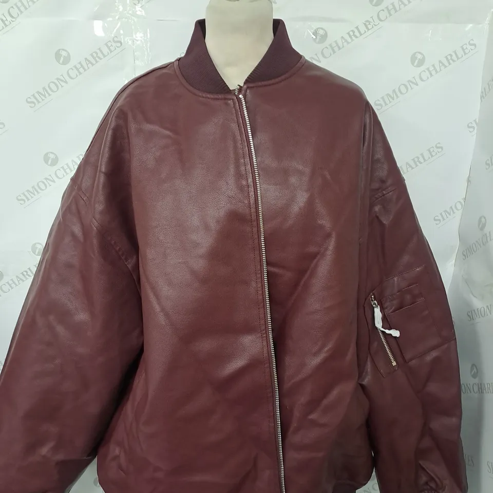 BOOHOO OVERSIZED FAUX LEATHER BOMBER JACKET IN WINE SIZE 16