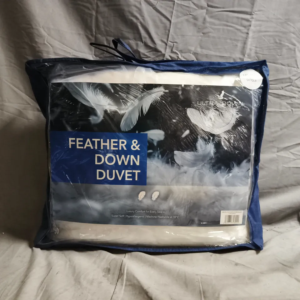 ULTRA DOWN WHITE FEATHER & DOWN DUVET (135X200CM)