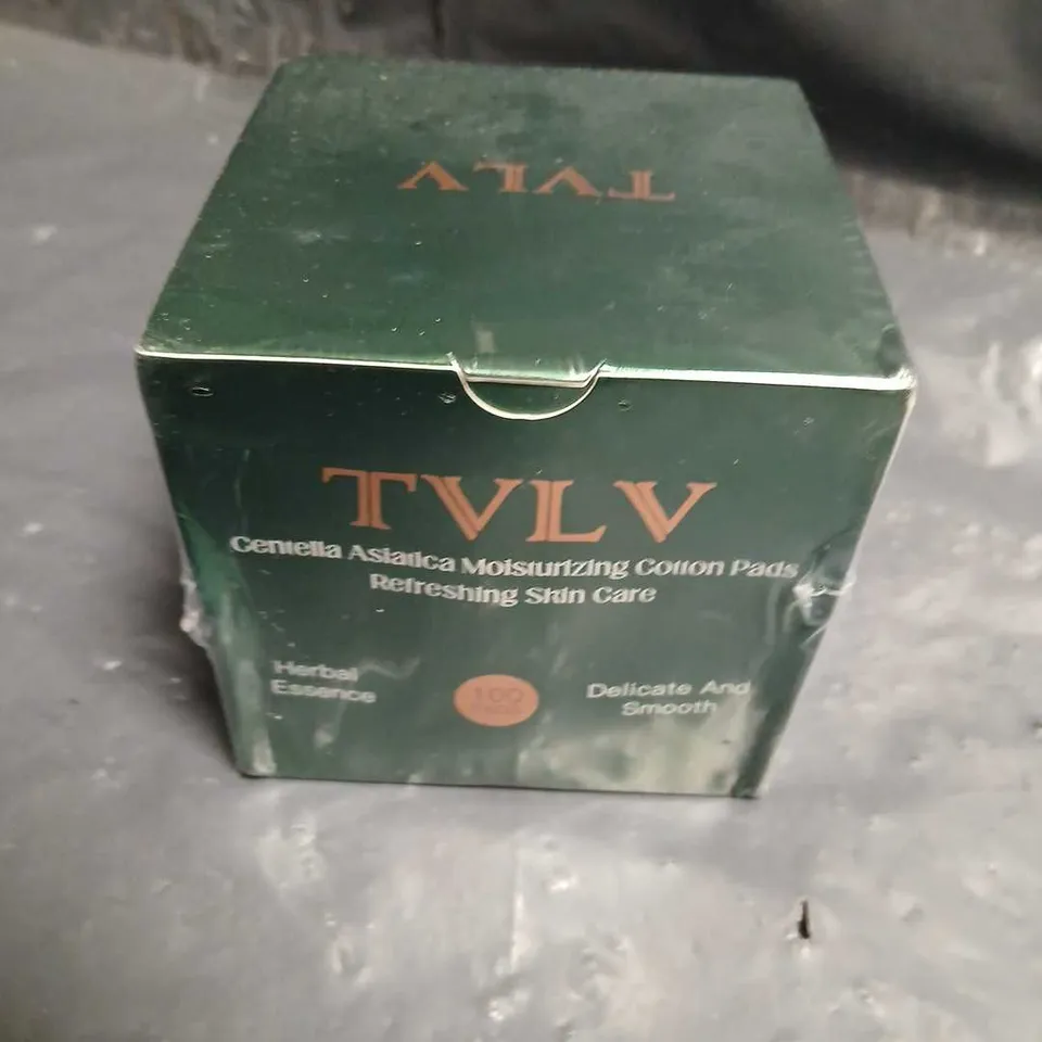 BOXED TVLV CENTELLA ASIATICA MOISTURIZING COTTON PADS REFRESHING SKIN CARE