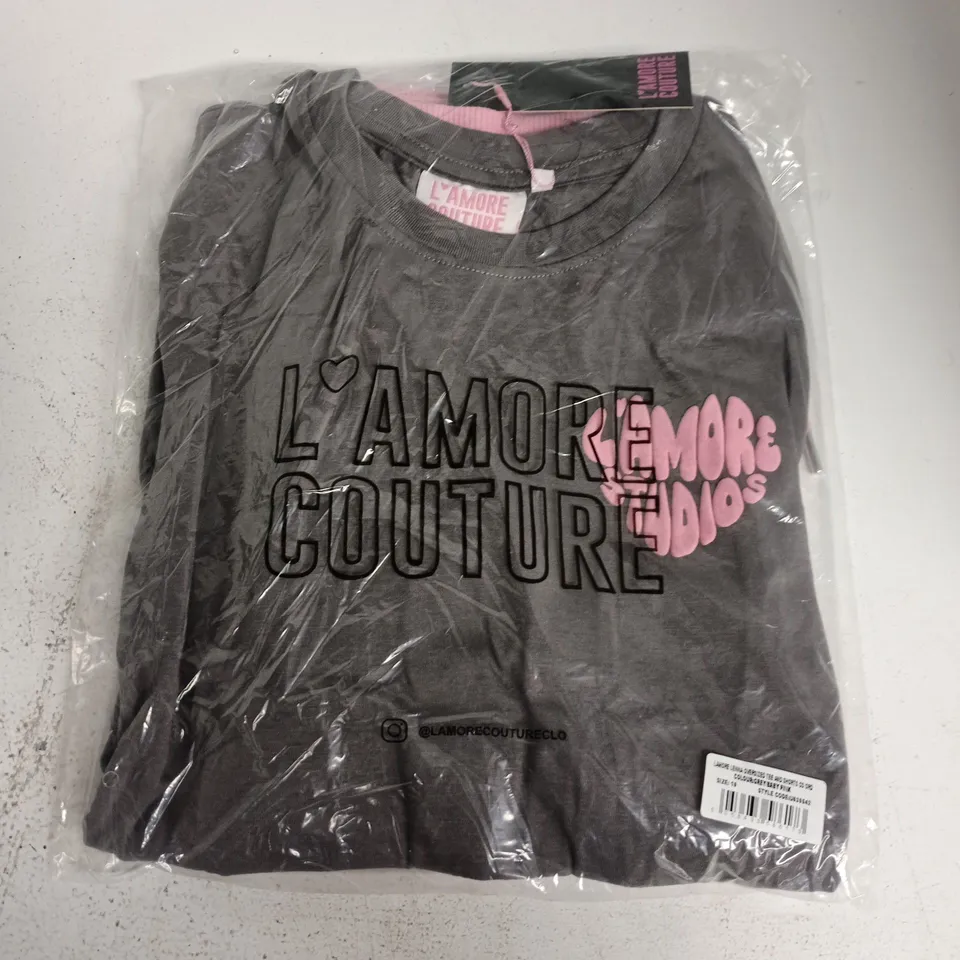 BAGGED L'AMORE COUTURE LENNA OVERSIZED TEE AND SHORTS CO ORD IN GREY/BABY PINK - SIZE 10