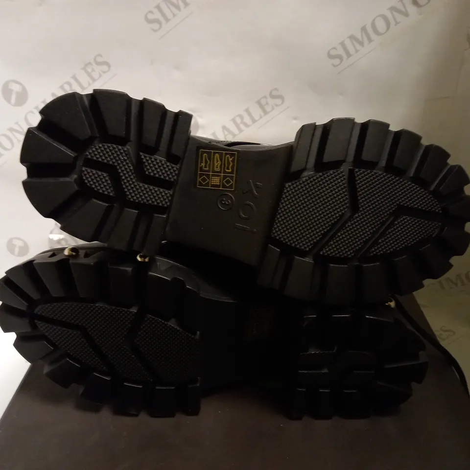 KOI VEGAN THE WITCHER SMOKE BOOTS IN BLACK - SIZE 3