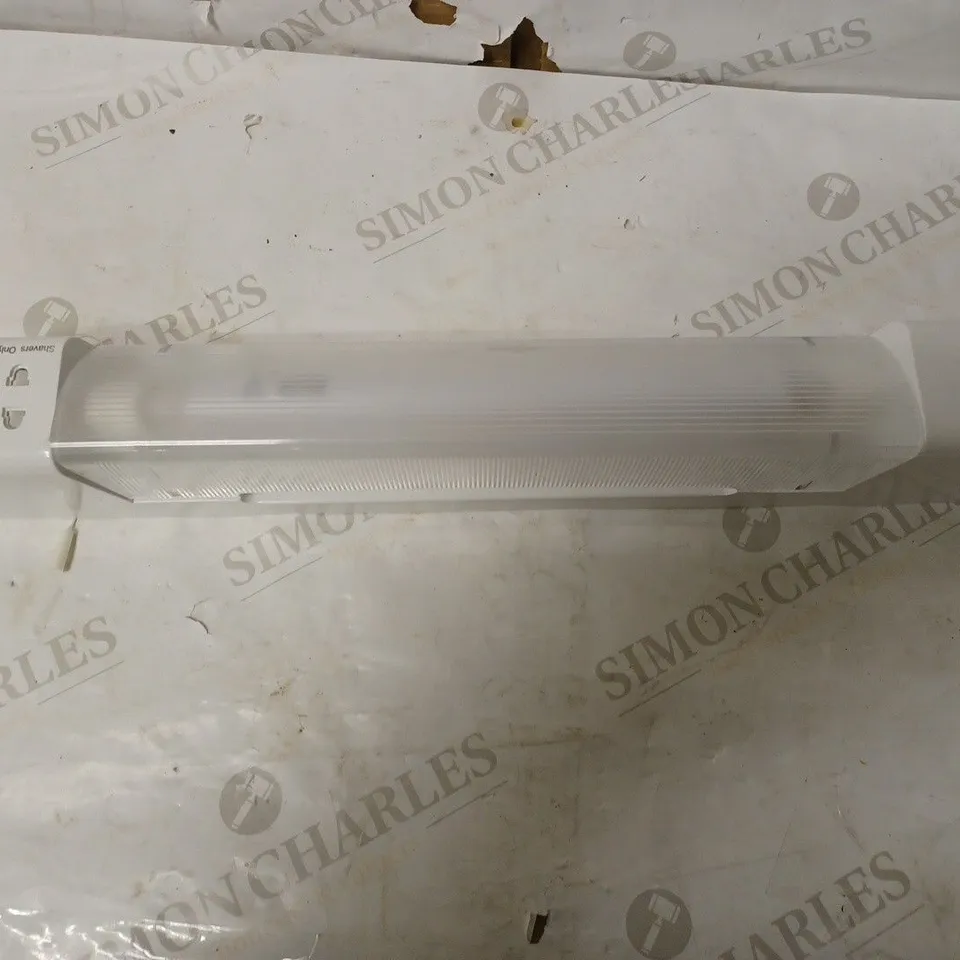 KNIGHTSBRIDGE 230V IP20 6W LED SHAVER LIGHT