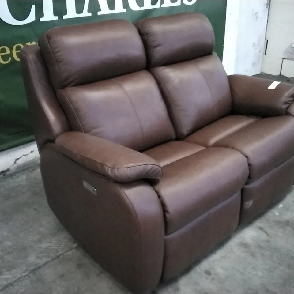 QUALITY BRITISH DESIGNED & MANUFACTURED G PLAN KINGSBURY 2 SEATER POWER RECLINER SOFA CAPRI OAK LEATHER