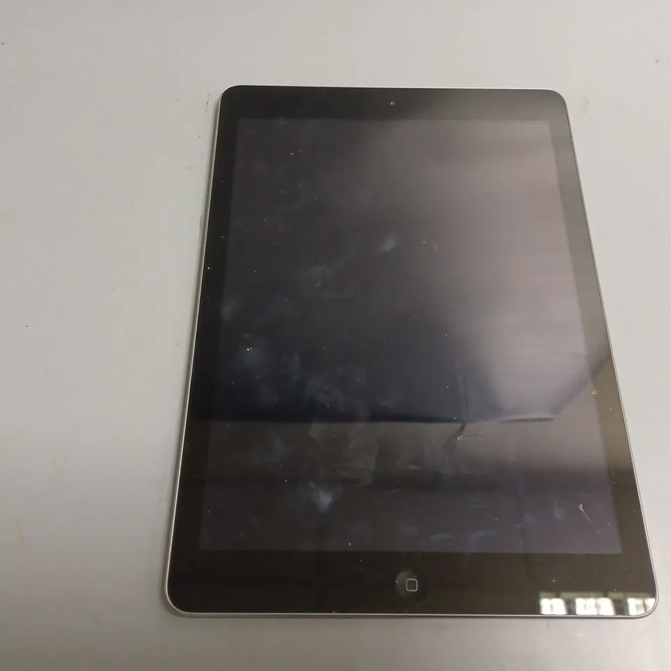APPLE A1474 IPAD AIR 