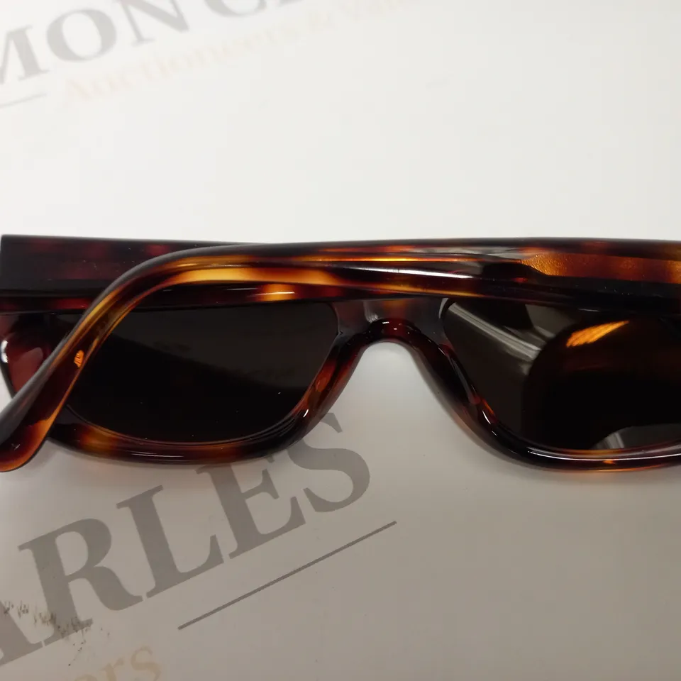 APPROXIMATELY 18 DIERRE STING ATTIVIA MELANIN LENSES SUNGLASSES
