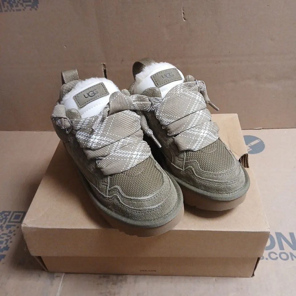 UGG GREEN SNEAKERS BOXED UK SIZE 3