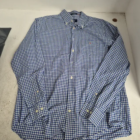 GANT THE POPLIN GINGHAM REGULAR FIT SHIRT – BLUE/WHITE CHECK, UK SIZE L (MEN'S)
