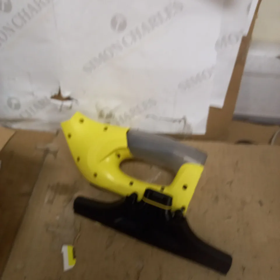KARCHER WV1 WINDOW VAC 