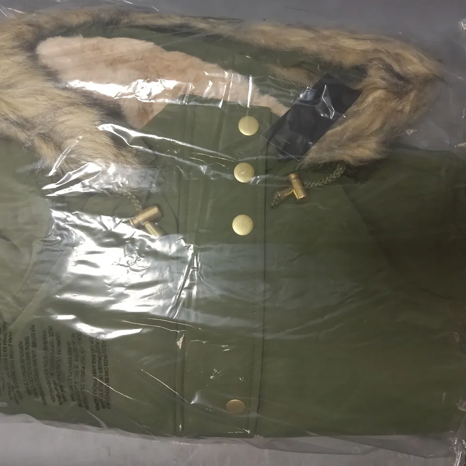 CENTIGRADE PARKA COAT WITH HOOD AND FAUX FUR TRIM OLIVE GREEN SIZE MEDIUM