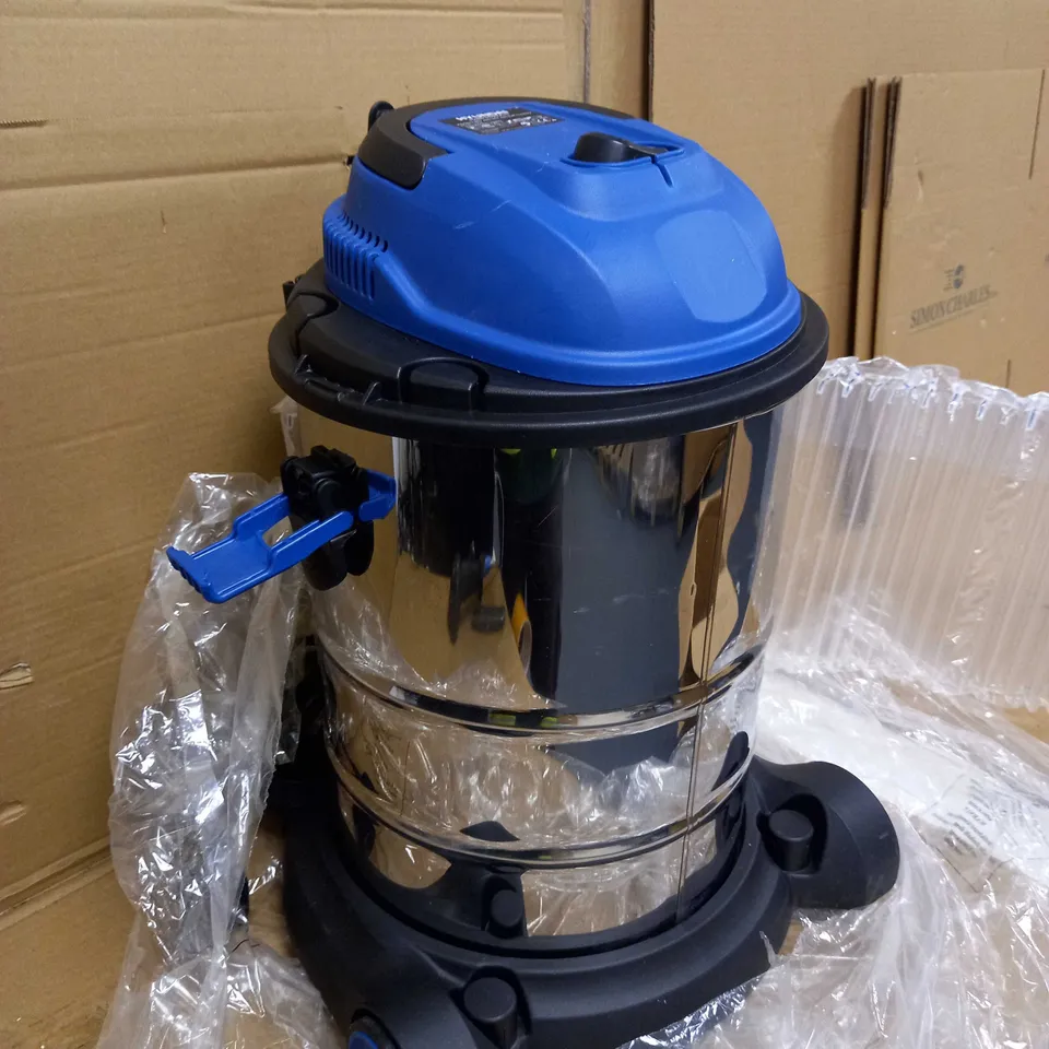 HYUNDAI DRY AND WET VACUUM CLEANER