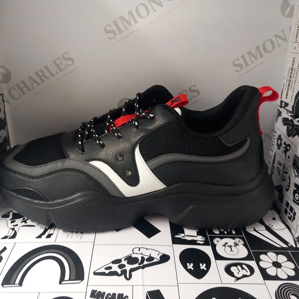 BRAND NEW BOXED PAIR OF KOI HYPER MEN'S BLACK NEUTRON TRAINERS SIZE 12