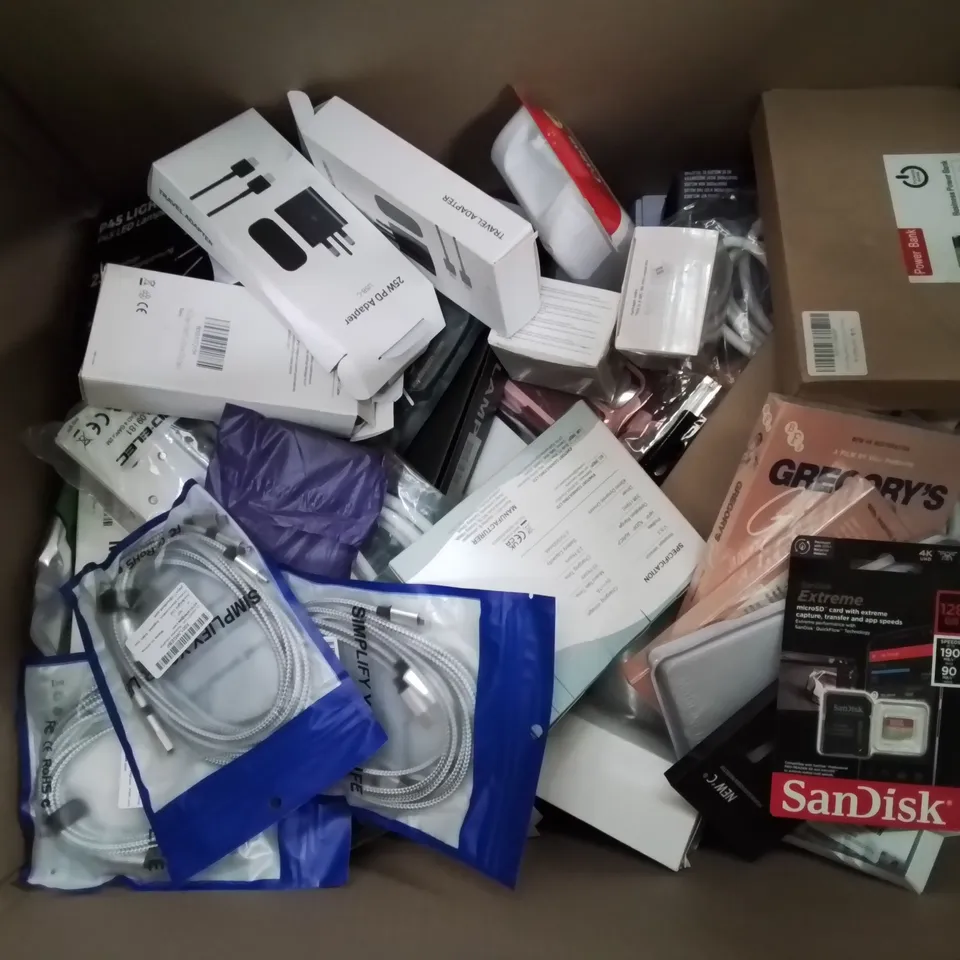 BOX CONTAINING LARGE AMOUNT OF BOXED ELECTRICAL ITEMS TO INCLUDE: LED STRIP LIGHTS, CHARGING CABLES, LIGHT BULBS, WIRELESS GAMING CONTROLLER, BINOCULARS AND LOTS MORE