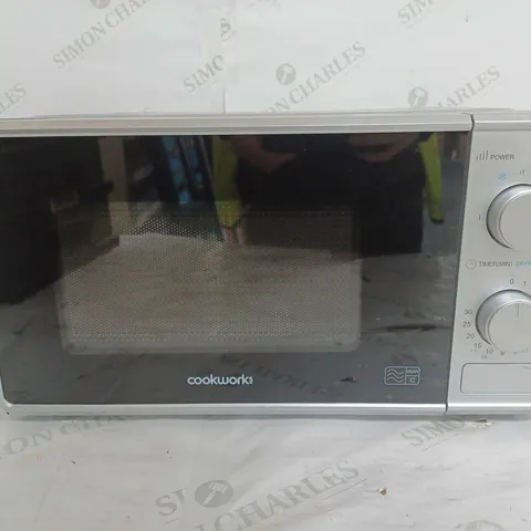 BOXED COOKWORKS 700W SILVER MICROWAVE 17L