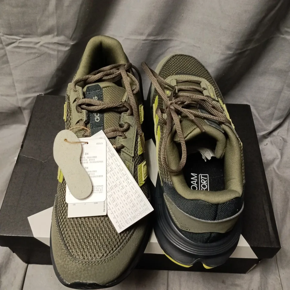 ADIDAS ASTRASTAR SNEAKERS OLIVE/YELLOW, UK 10 