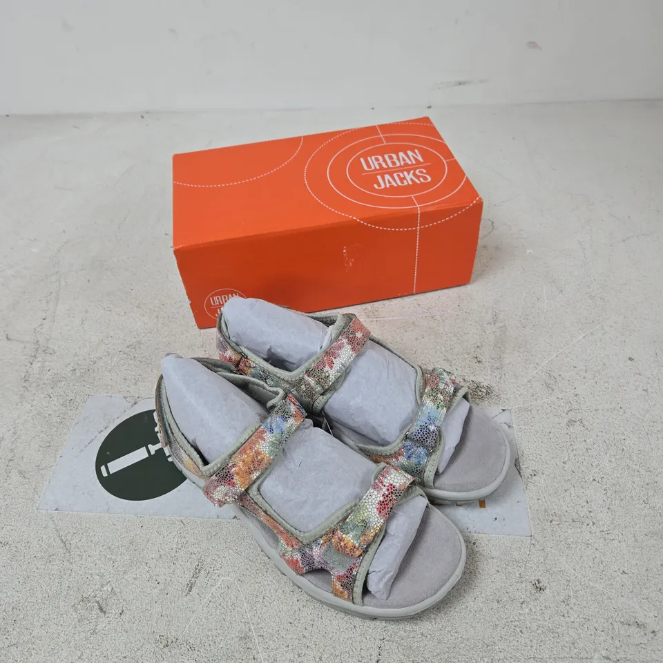 URBAN JACKS MANDY SANDALS – UK7 (EU40), GREY MULTI, 