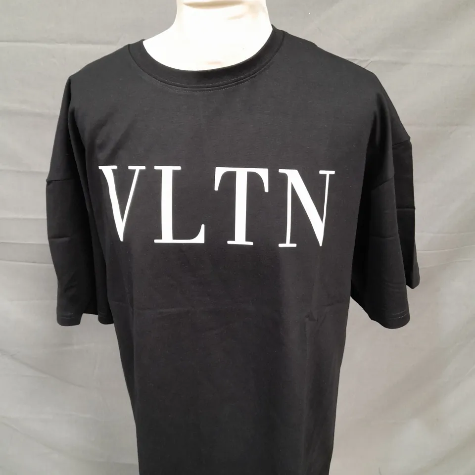 VALENTINO BLACK T-SHIRT - XL