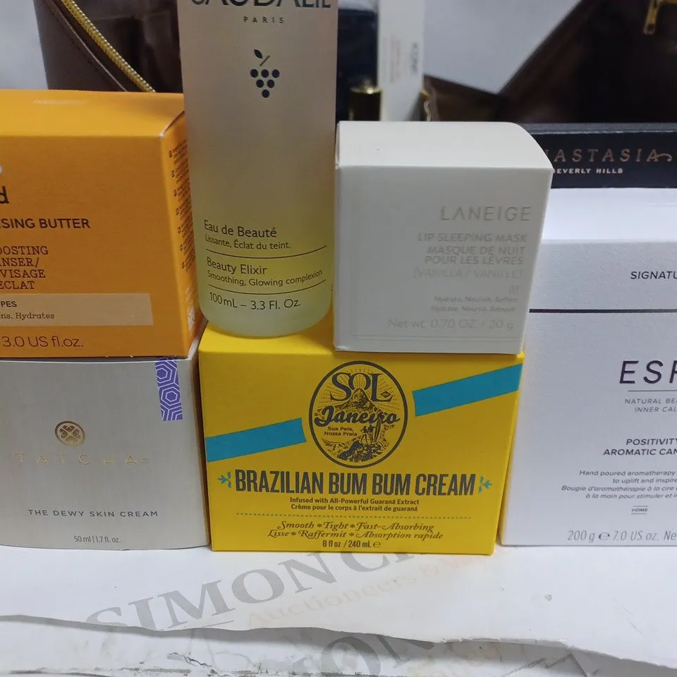 COSMETICS MOLLY MAE 12-PIECE GIFT SET IN BROWN LEATHER LOOK BAG