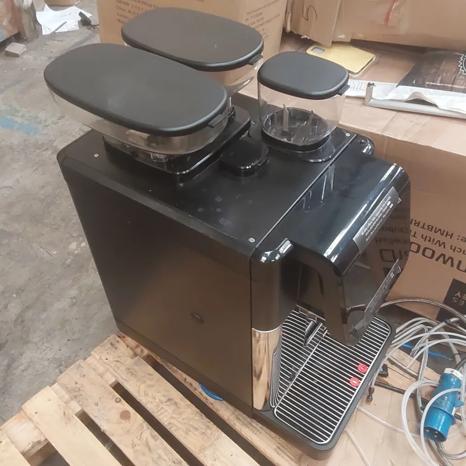 FAEMA X20 CS11 H COMMERCIAL BEAN TO CUP COFFEE MACHINE
