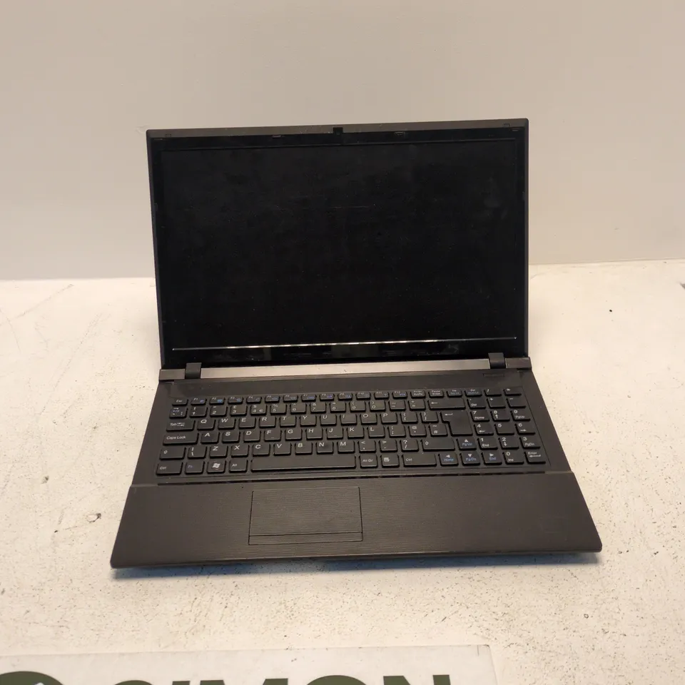 RM NOTEBOOK 320 LAPTOP – RM EDUCATION – 4GB RAM (MODEL W255EU)