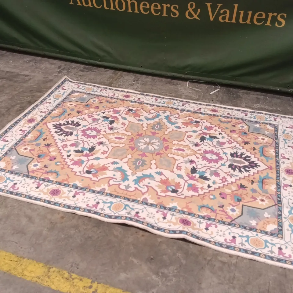 QUALITY DESIGNER AREA RUG - APPROXIMATELY 225CM X 156CM