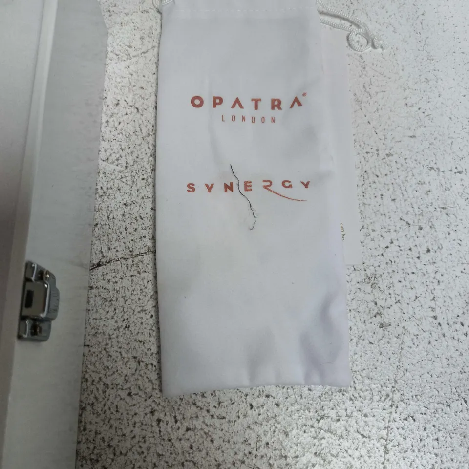 OPATRA SYNERGY FACIAL LED LIGHT THERAPY DEVICE – ROSE GOLD (OPATRA LONDON)