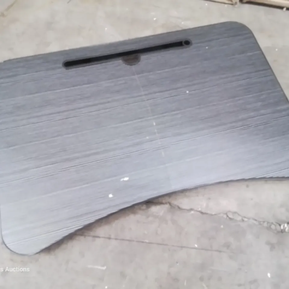 BOXED TRAY TABLE