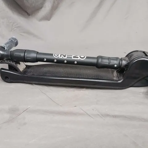 BOXED ZINC THREE WHEELED FOLDING SCOOTER